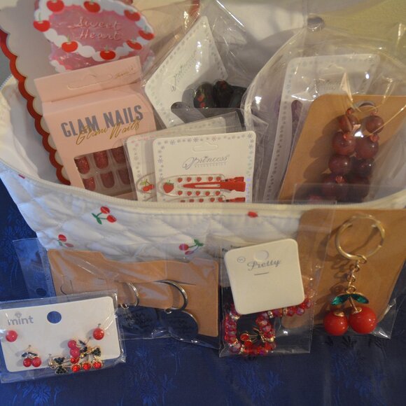 Cherry Loverβs Gift Set β Makeup Bag Filled with Cherry-Themed Accessories (NEW) - Picture 1 of 10